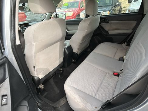 Used 2018 Subaru Forester 2.5i Premium image 17