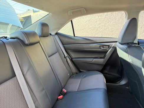 Used 2014 Toyota Corolla S image 18