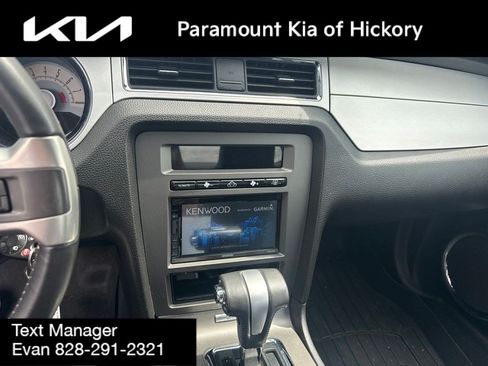 Used 2010 Ford Mustang GT RWD image 12