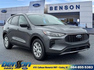 New 2025 Ford Escape Active image 1