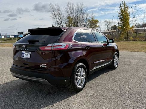 Used 2023 Ford Edge SEL image 4