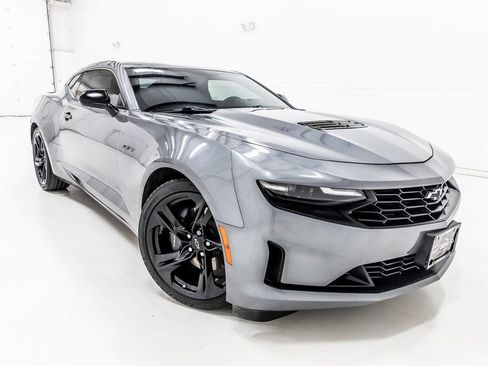 Used 2021 Chevrolet Camaro LT RWD image 11
