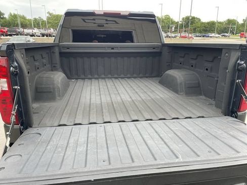 Used 2021 Chevrolet Silverado 1500 LT AWD/4WD image 23