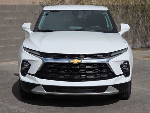 Used 2023 Chevrolet Blazer LT w/ Driver Confidence Package image 4