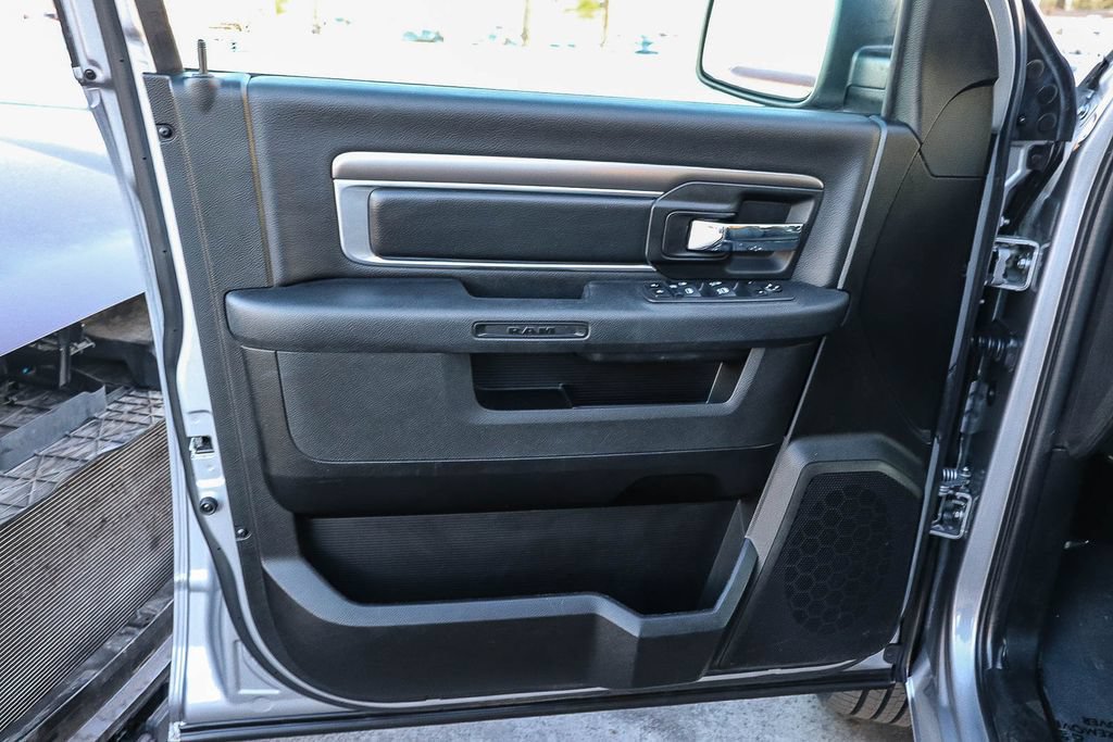 Used 2024 RAM 1500 Warlock AWD/4WD image 23