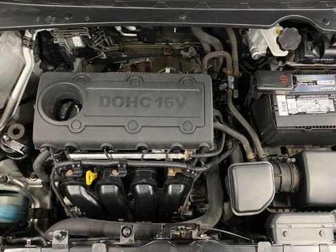 Used 2011 Kia Sportage LX w/ Convenience Pkg image 9