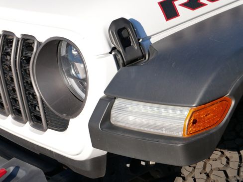 Used 2024 Jeep Wrangler Unlimited Rubicon image 16