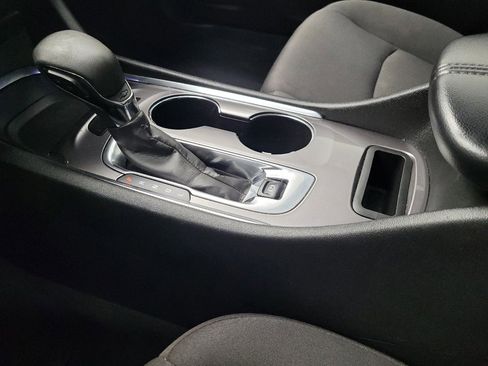 Used 2022 Chevrolet Malibu LT image 26