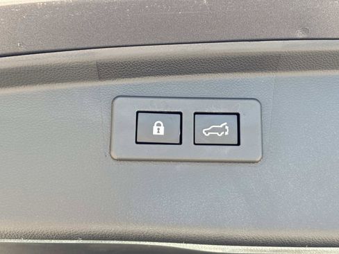 Used 2020 Subaru Outback Limited w/ Popular Package #2 AWD/4WD image 9