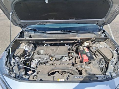 Certified 2021 Toyota RAV4 XLE w/ Carpet Mat Package (TMS) image 16