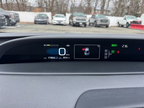 Used 2017 Toyota Prius Two image 25