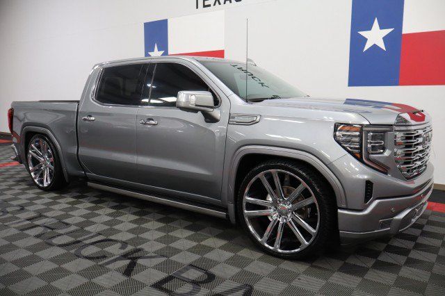 Used 2023 GMC Sierra 1500 Denali w/ Denali Reserve Package AWD/4WD image 15