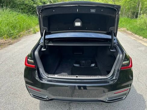 Used 2020 BMW 740i xDrive w/ M Sport Package AWD/4WD image 14