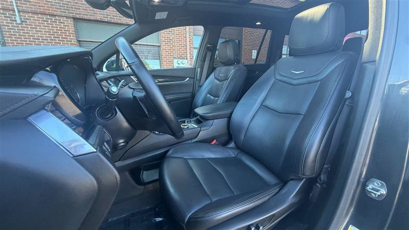 Used 2022 Cadillac XT6 Premium Luxury AWD/4WD image 30