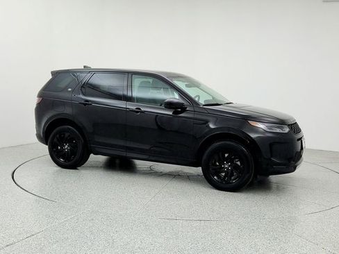 Used 2025 Land Rover Discovery Sport S image 3