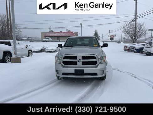 Used 2015 RAM 1500 Tradesman w/ Popular Equipment Group image 2