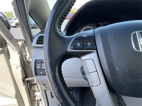 Used 2011 Honda Odyssey EX-L image 16
