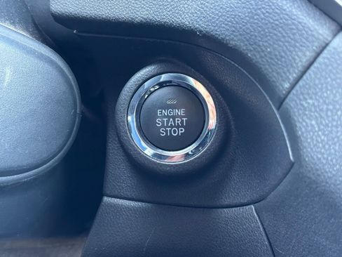 Used 2024 Subaru Ascent Limited AWD/4WD image 8