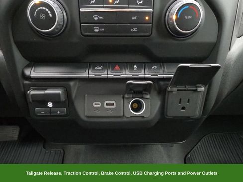 Used 2022 Chevrolet Silverado 2500 Custom w/ Custom Convenience Package AWD/4WD image 34