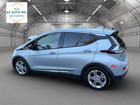 Used 2018 Chevrolet Bolt LT FWD image 6
