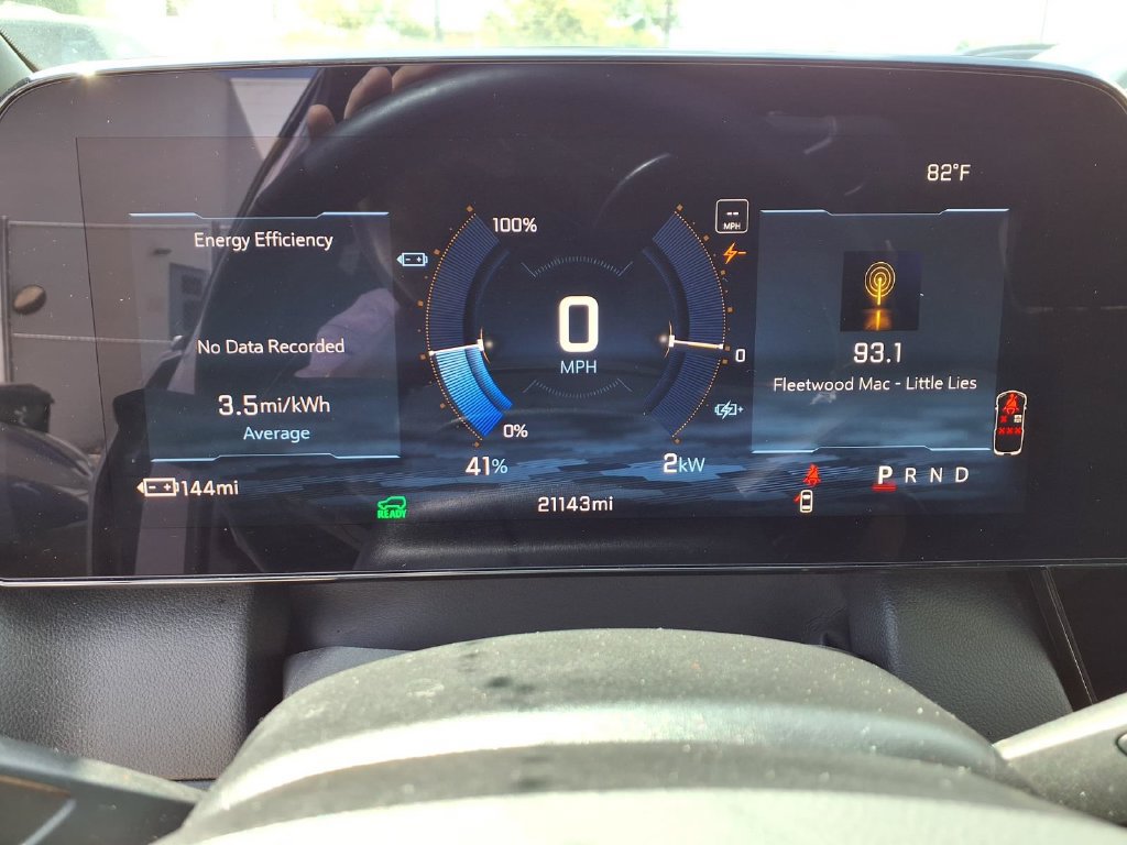 Used 2025 Chevrolet Equinox EV LT w/ Convenience Package FWD image 10