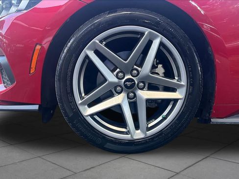 Used 2024 Ford Mustang Coupe RWD image 10