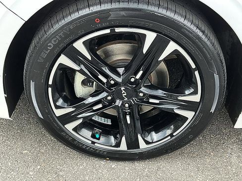 Used 2022 Kia K5 GT-Line w/ GT-Line FWD Premium Package image 9