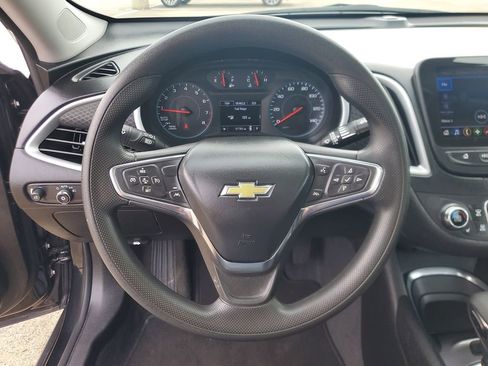Used 2023 Chevrolet Malibu LT image 19