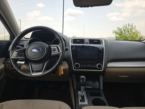 Used 2019 Subaru Outback 2.5i Premium AWD/4WD image 15