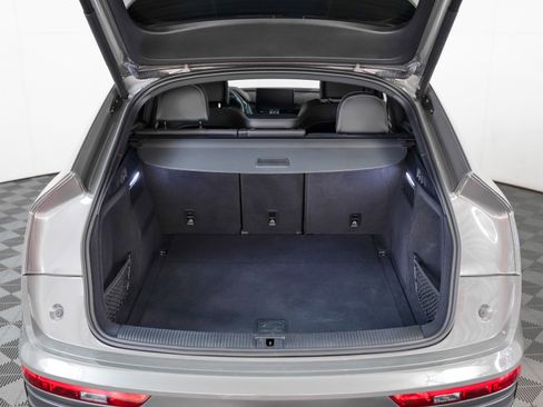 Used 2023 Audi Q5 2.0T Premium Plus w/ Premium Plus Package image 11