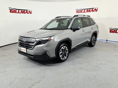 Used 2026 Subaru Forester Premium AWD/4WD image 3