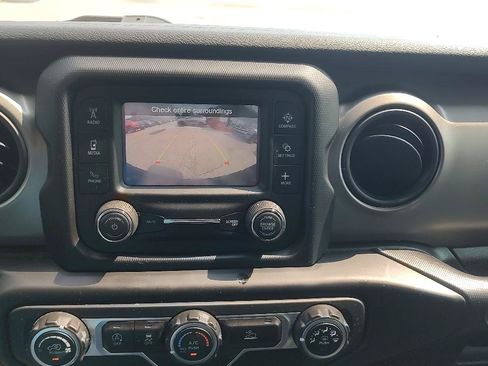 Used 2021 Jeep Wrangler Unlimited Sport AWD/4WD image 15