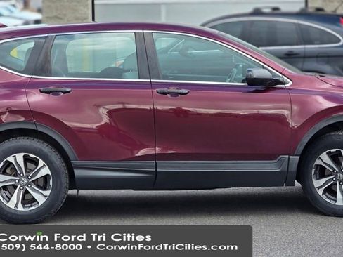 Used 2017 Honda CR-V LX image 8
