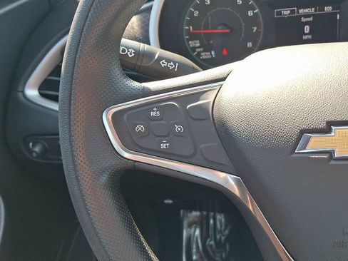 Used 2021 Chevrolet Malibu LS FWD image 18