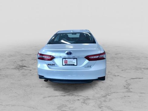 Certified 2020 Toyota Camry XLE image 8