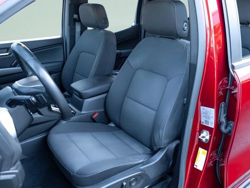 Used 2024 Chevrolet Colorado LT w/ LT Convenience Package II RWD image 13