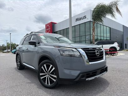 Used 2024 Nissan Pathfinder Platinum w/ Cargo Package