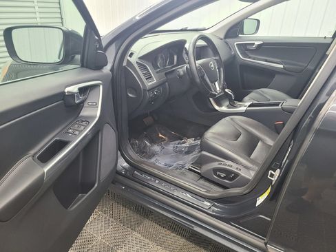 Used 2016 Volvo XC60 T5 Premier AWD/4WD image 21