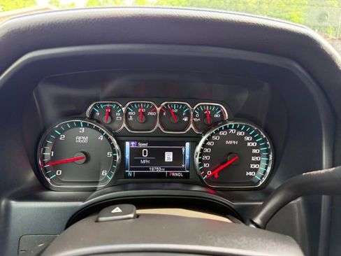 Used 2018 GMC Sierra 1500 SLE w/ SLE Preferred Package RWD image 30