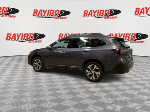 Used 2022 Subaru Outback Touring AWD/4WD image 6