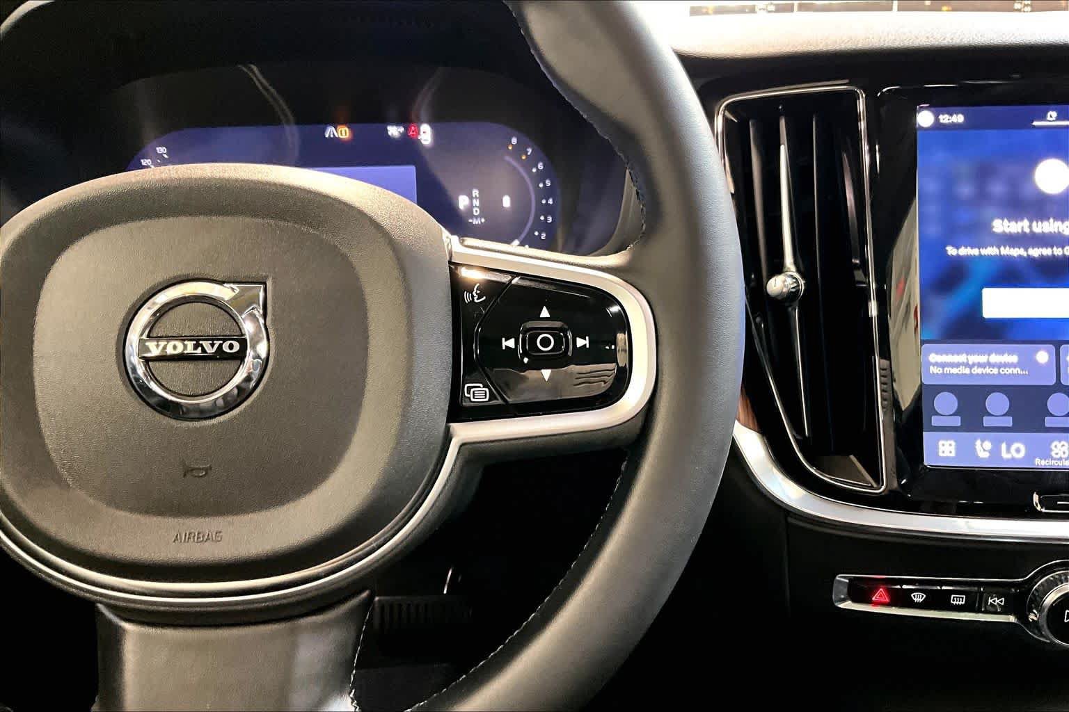 Certified 2026 Volvo V60 B5 Cross Country Plus AWD/4WD image 24