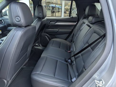 New 2027 GMC Terrain Elevation w/ Elevation Premium Package FWD image 24