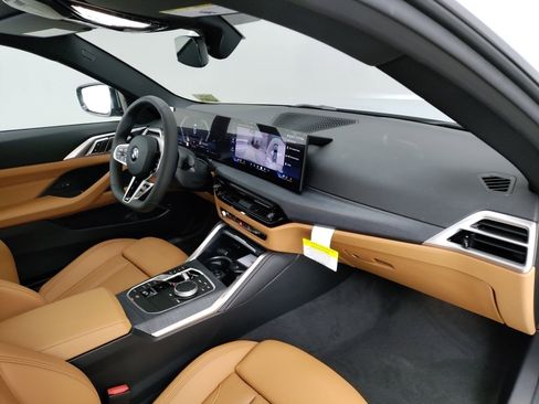 Used 2026 BMW 430i Coupe w/ M Sport Package RWD image 24