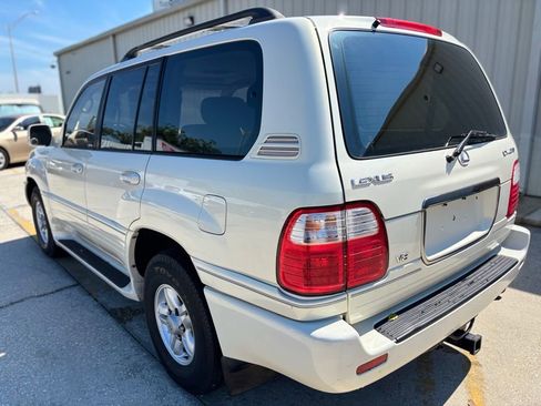 Used 2000 Lexus LX 470 4WD image 3