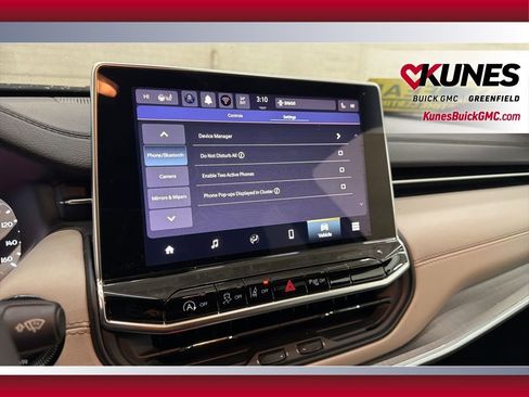 Used 2025 Jeep Compass Limited image 26