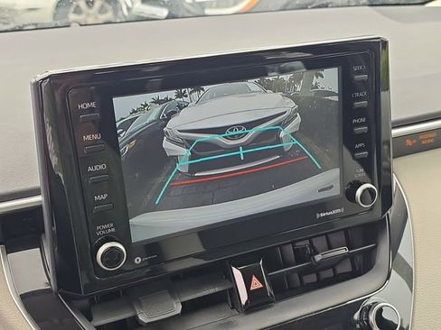 Used 2022 Toyota Corolla LE image 23