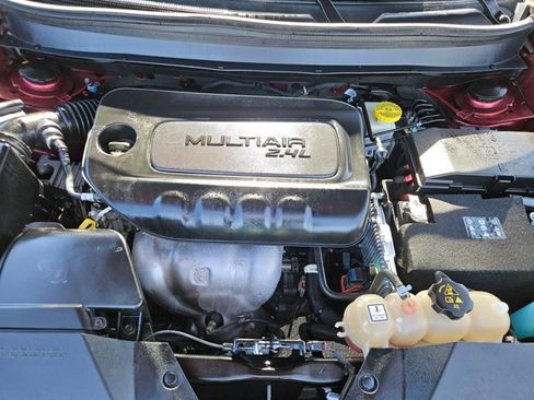 Used 2020 Jeep Cherokee Latitude Plus w/ Comfort/Convenience Group image 21