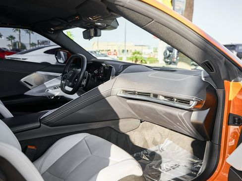 Used 2022 Chevrolet Corvette Stingray w/ Z51 Performance Package image 22