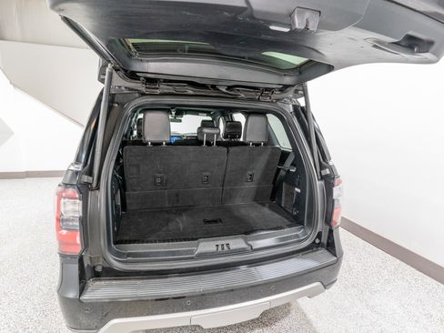 Used 2020 Ford Expedition Limited RWD image 32