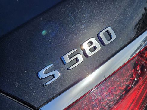 Used 2023 Mercedes-Benz S 580 4MATIC Sedan image 13